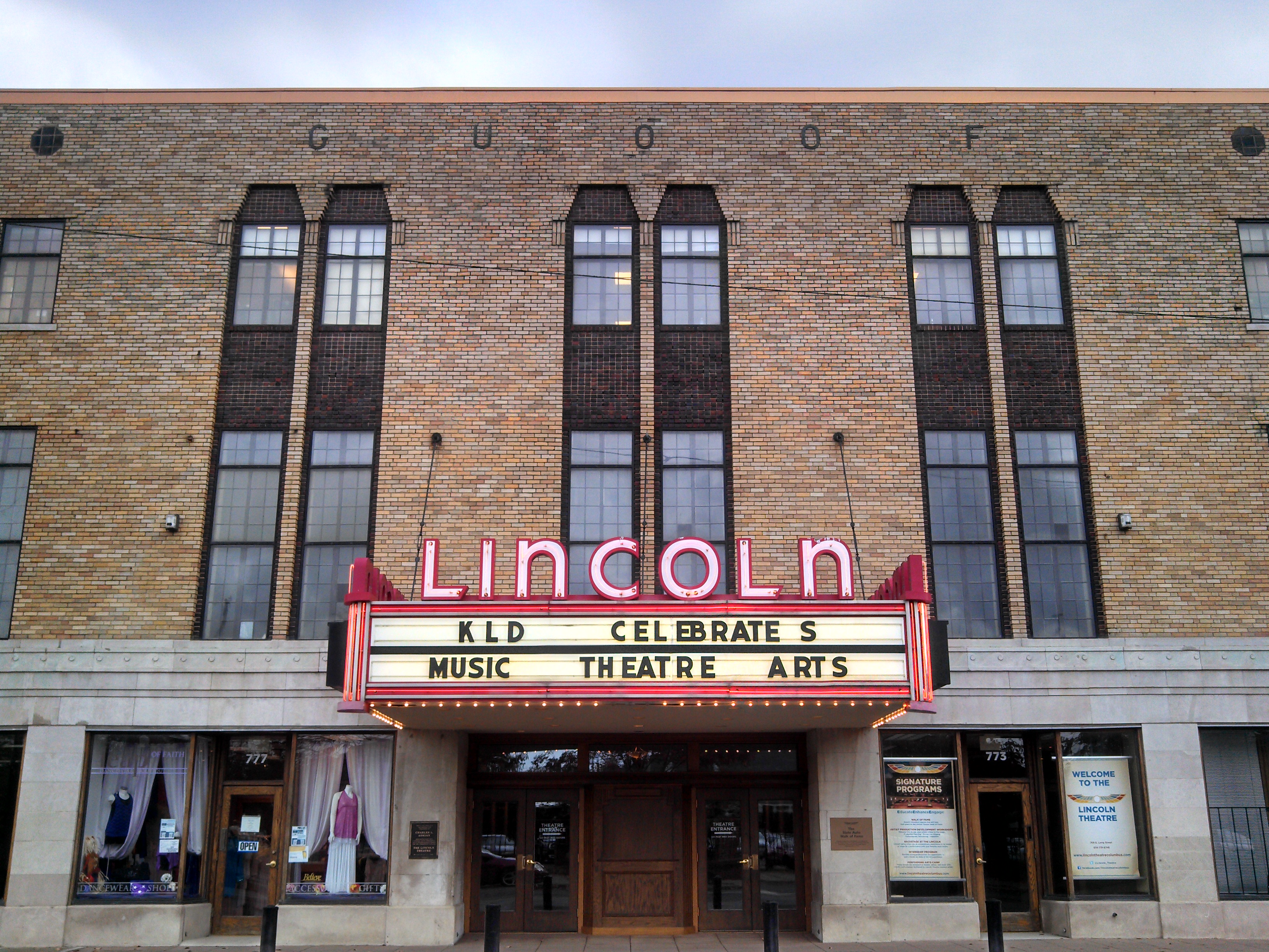 103-25 The Lincoln Theatre 06