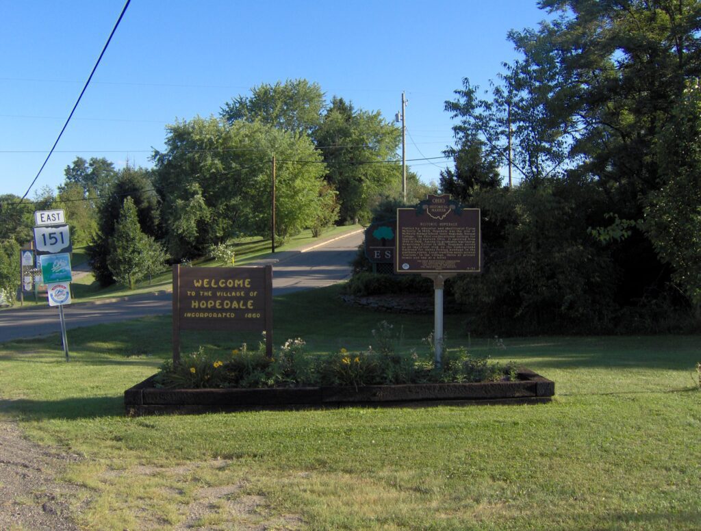 2-34 Historic Hopedale  Clark Gable The King of Hollywood 02