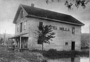 25-18 The Mills of Gates Mills 00