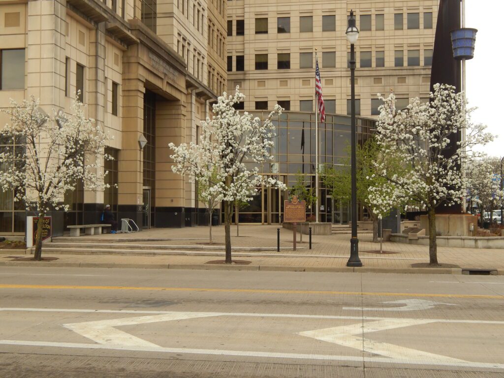 28-9 Abraham Lincolns 1859 Hamilton Speech 00