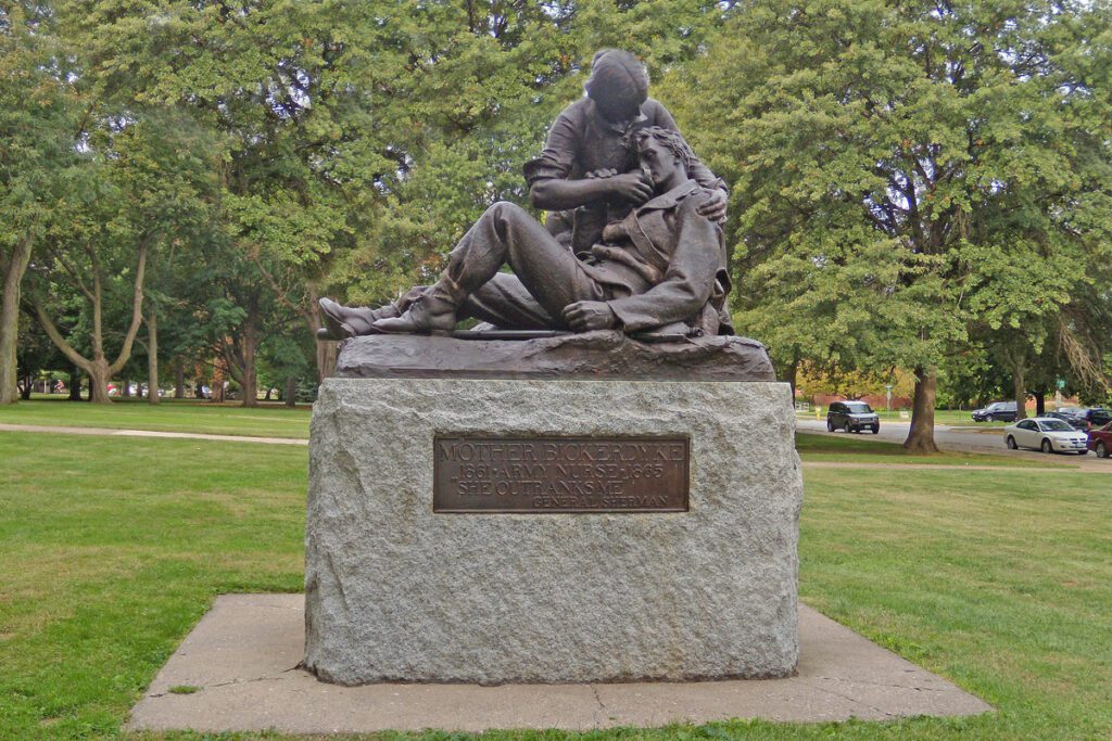 3-42 Mary Ann Ball Mother Bickerdyke 00