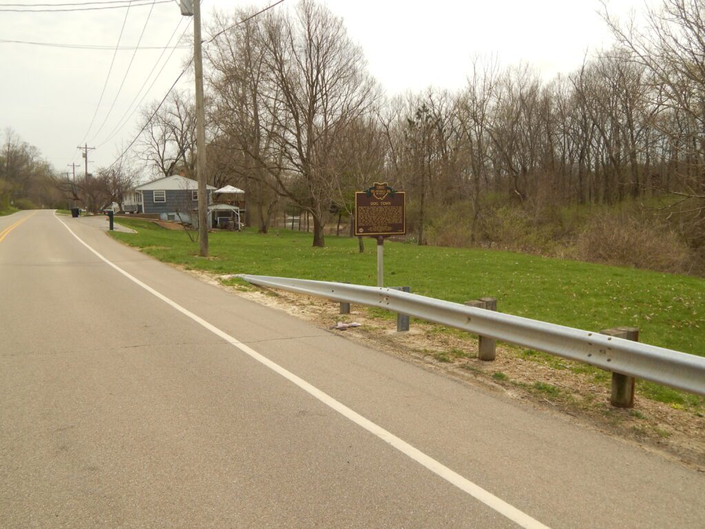 31-9 Dog Town  Bunker Hill 00