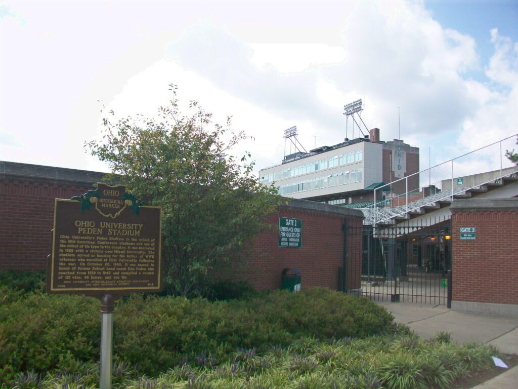 9-5 Ohio University Peden Stadium 00