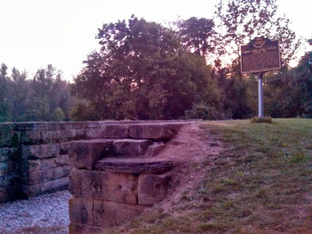 96-25 Ohio and Erie Canal Lock 22 00