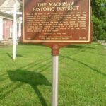 13-83 The Mackinaw Historic District 04