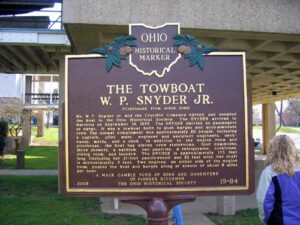 19-84 The Towboat WP Snyder Jr 00