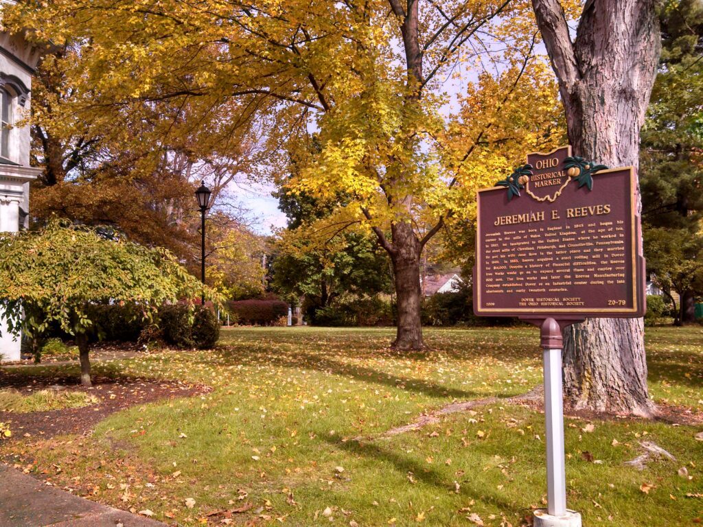 20-79 Jeremiah E Reeves  The JE Reeves Victorian Home 00