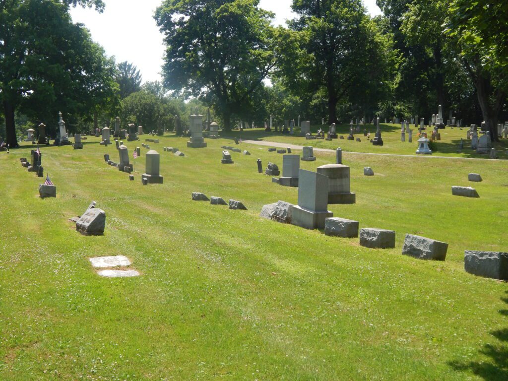 28-50 Canfield Cemetery 00