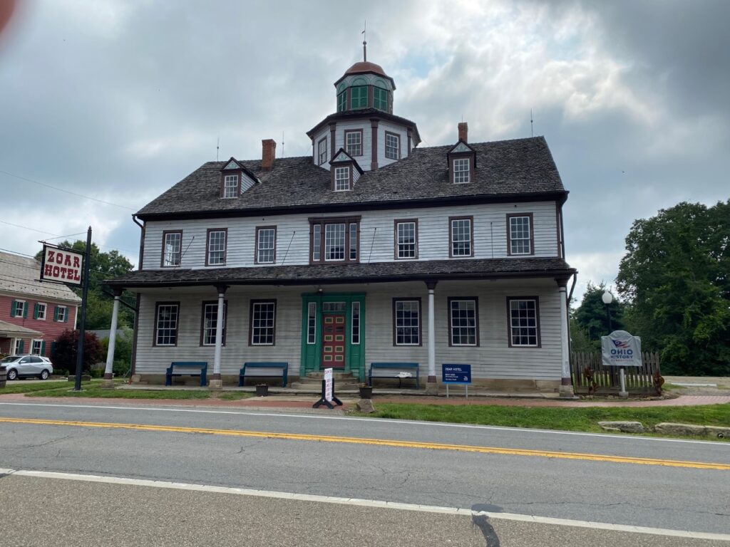 30-79 The Zoar Hotel 03