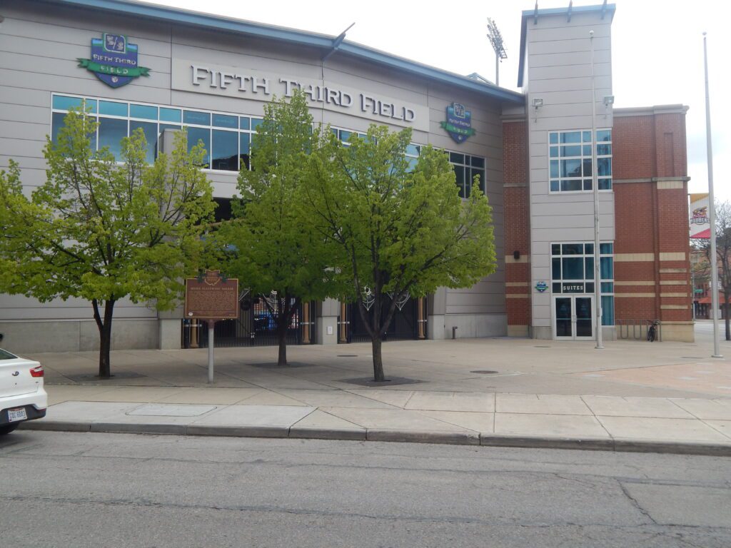 47-48 Moses Fleetwood Walker 00