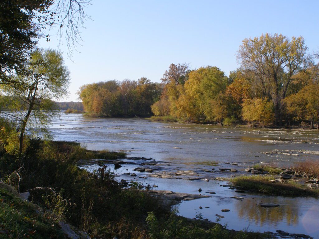 6-87 Grand Rapids 1833-1983 00