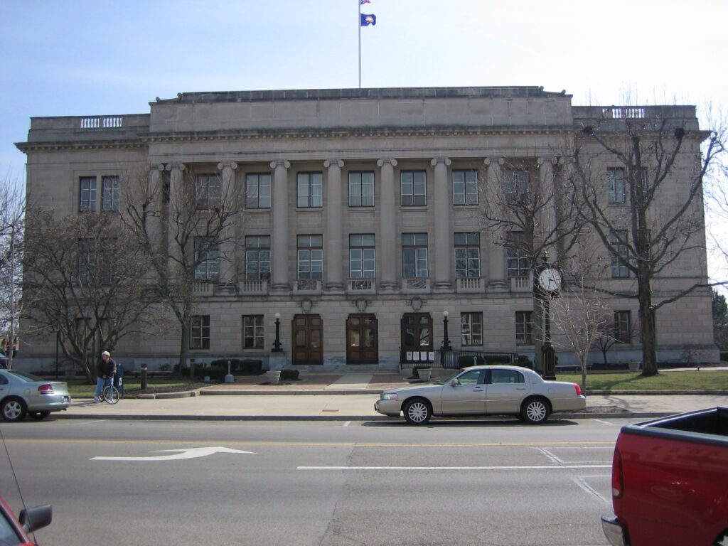 8-68 Preble County Courthouse 00