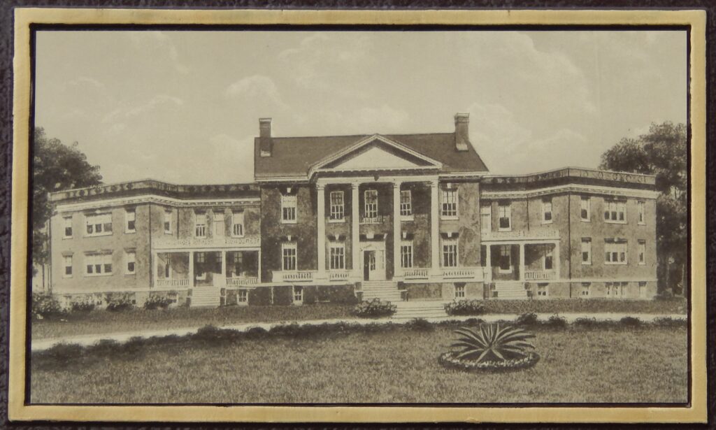 9-73 Hillcrest Childrens Home 00