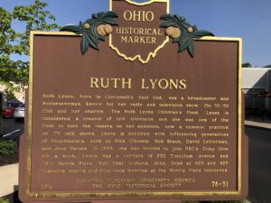 78-31 Ruth Lyons 02